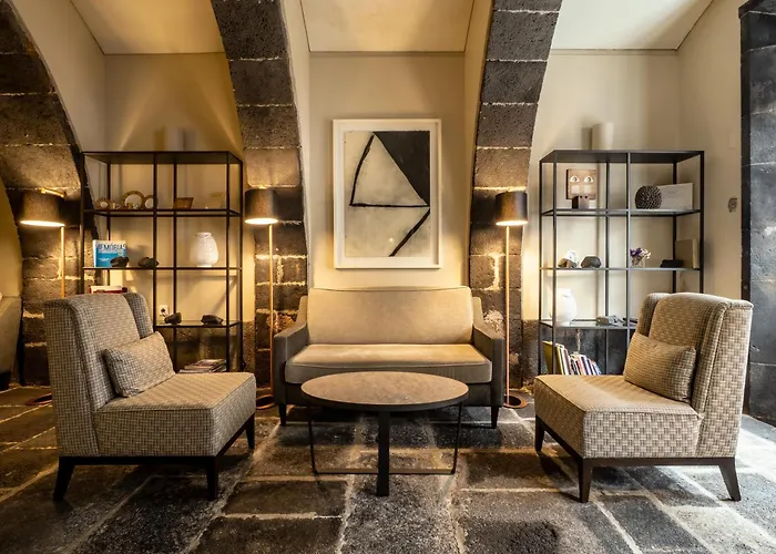 Hotels in Downtown Ponta Delgada (Sao Miguel)
