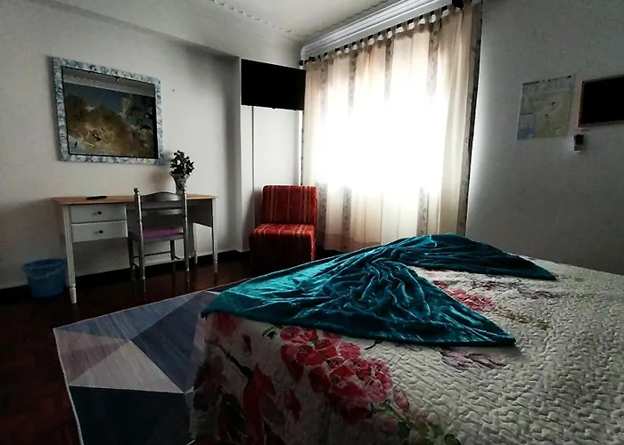 Hotels in Downtown Nazare