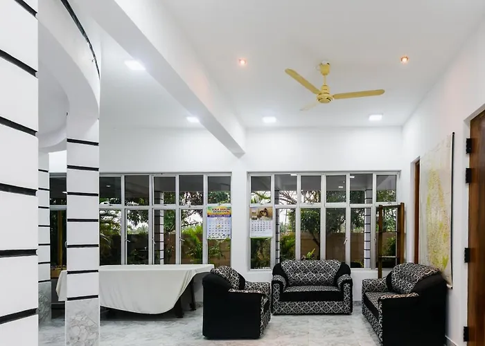 Hotels in Downtown Passikudah