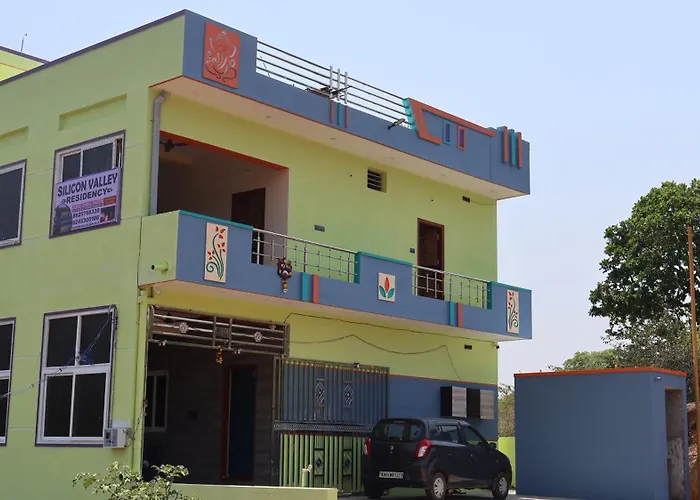 Hotels in Downtown Yelagiri