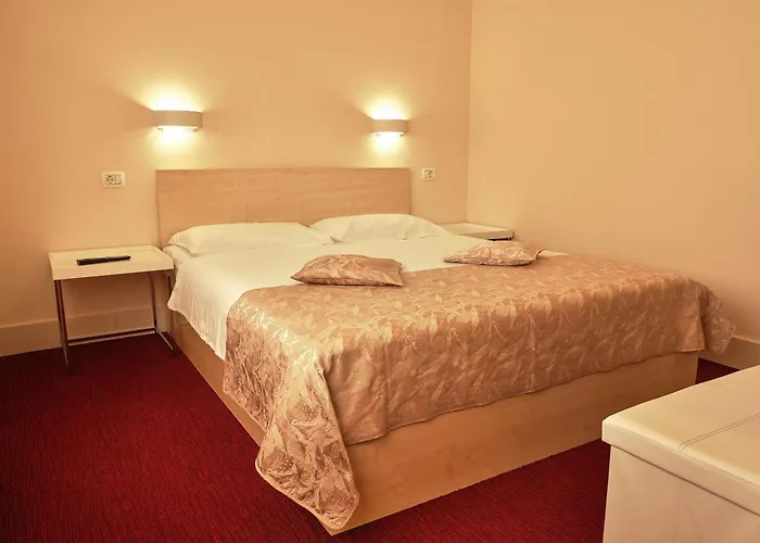 Hotels in Downtown Bucharest