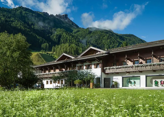 Hotels in Downtown Neustift im Stubaital