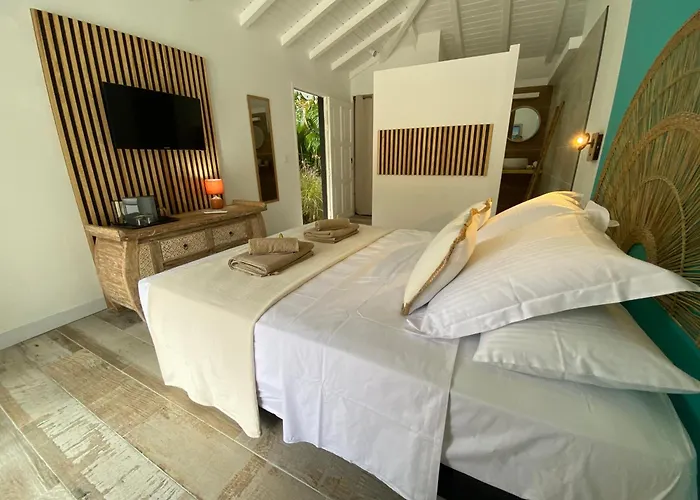 Hotels in Downtown Saint-Francois (Grande-Terre)