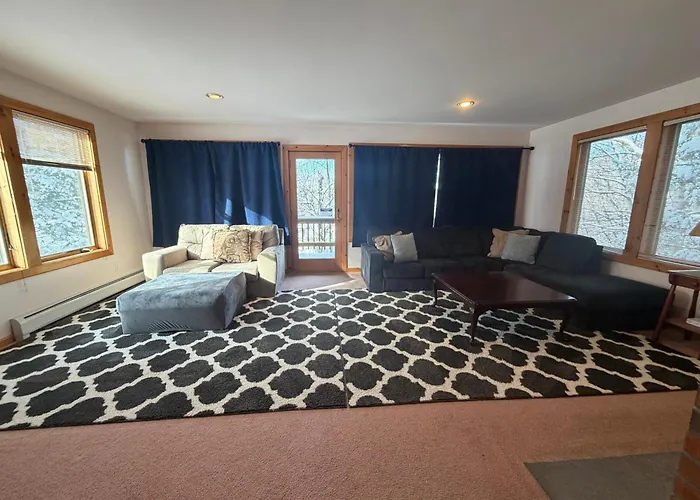 Hotels in Downtown Killington