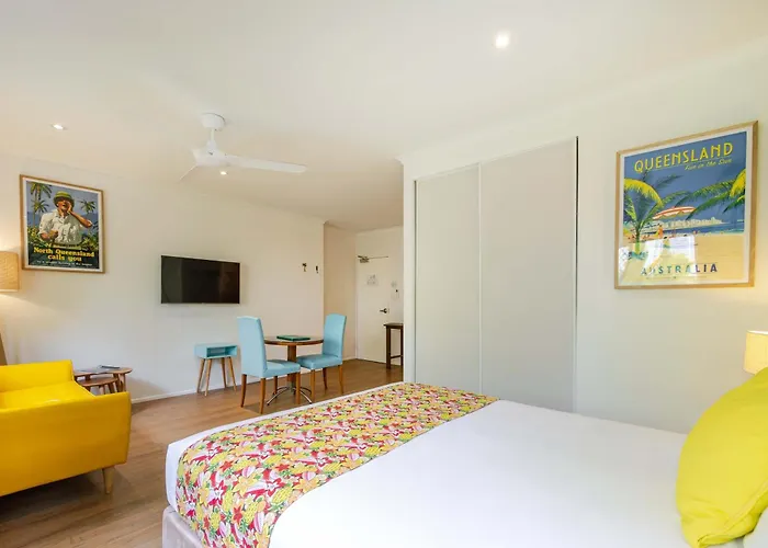 Hotels in Downtown Port Douglas