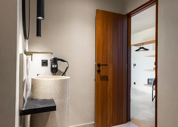 Hotels in Downtown Canggu (Bali)