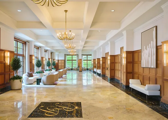 Hotels in Downtown Rochester