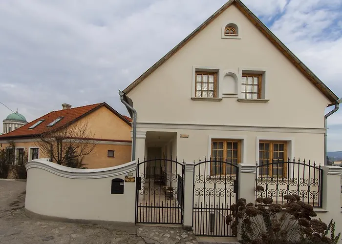 Hotels in Downtown Esztergom